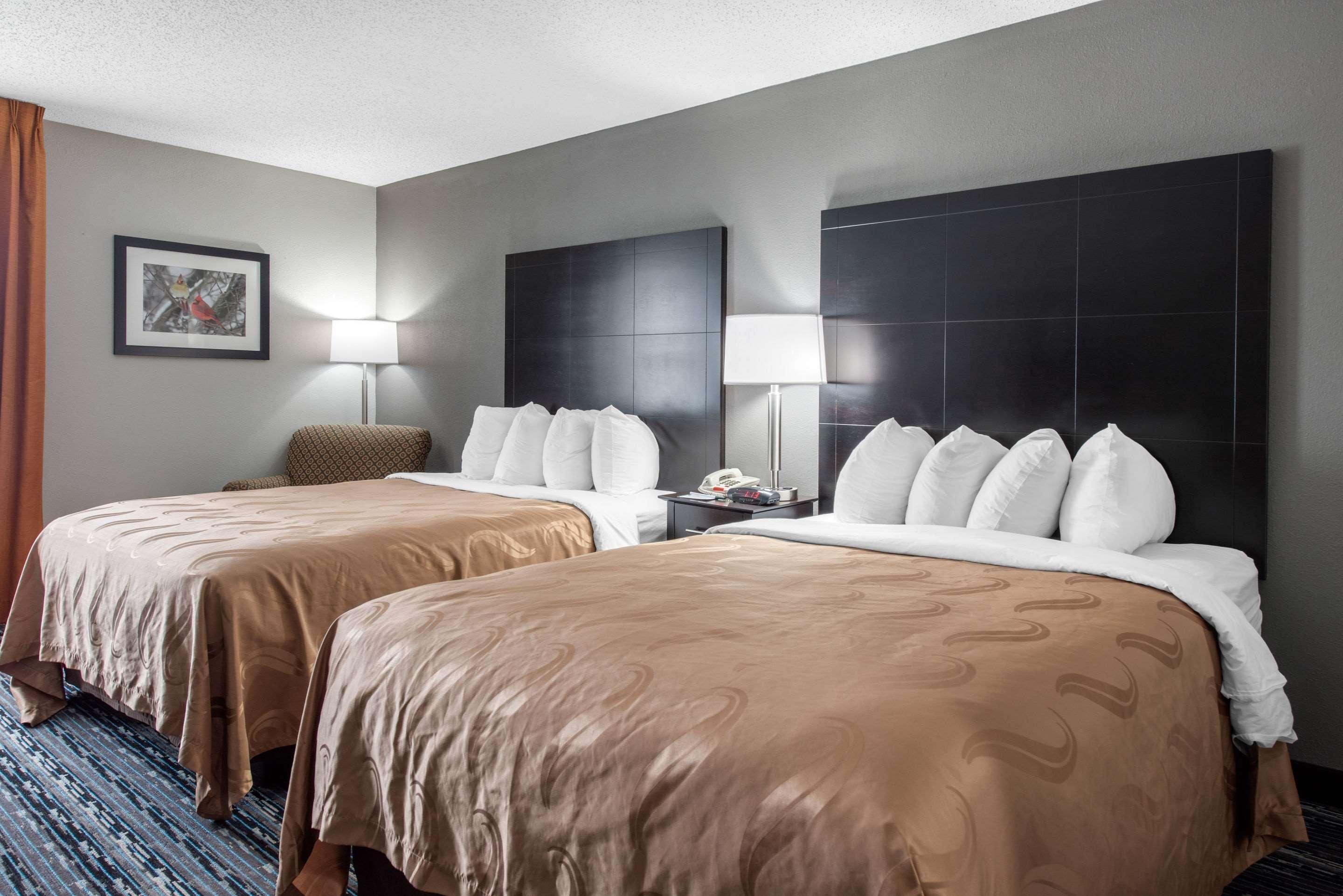 Quality Inn & Suites Brownsburg - Indianapolis West Exterior photo